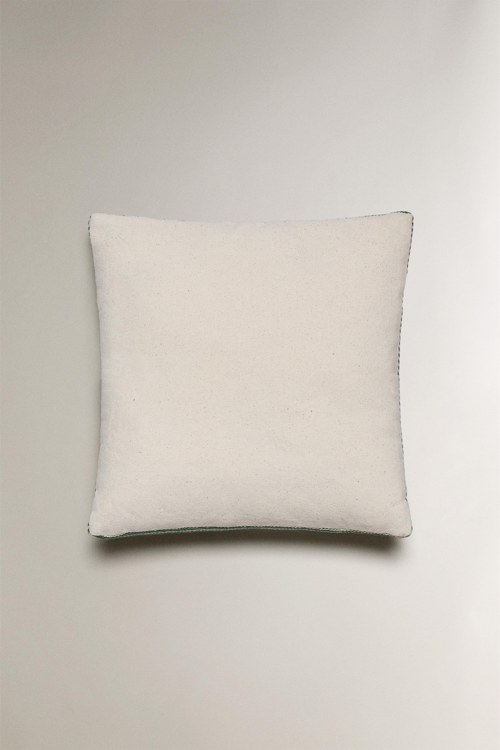 CHILDREN'S EMBROIDERED LETTER U THROW PILLOW
