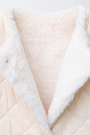 REVERSIBLE FAUX FUR GILET - Ecru by Zara - Image 6