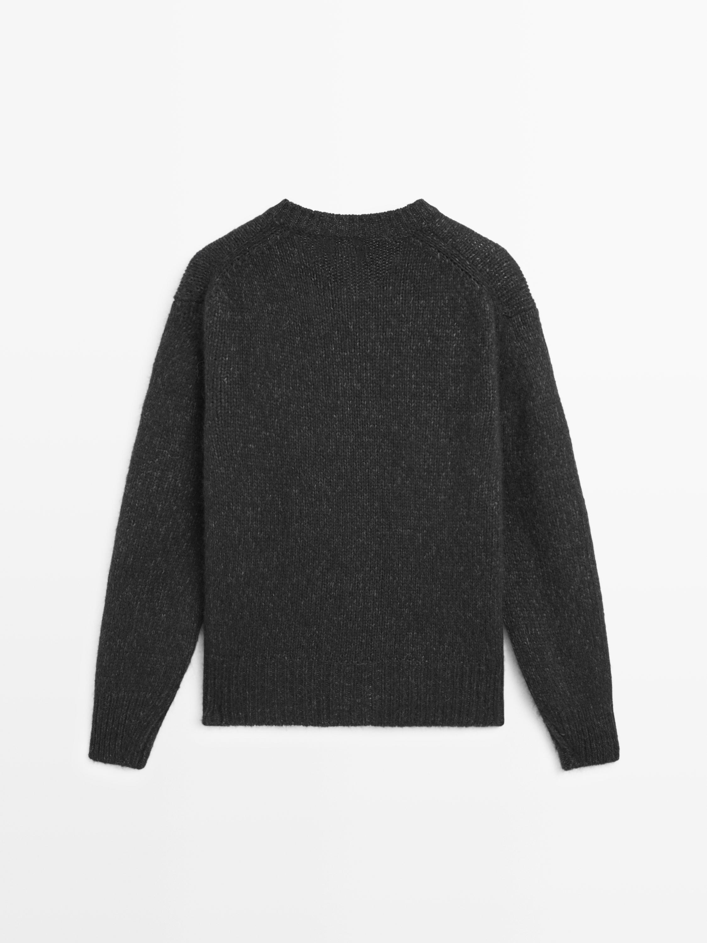Pull en maille à col V