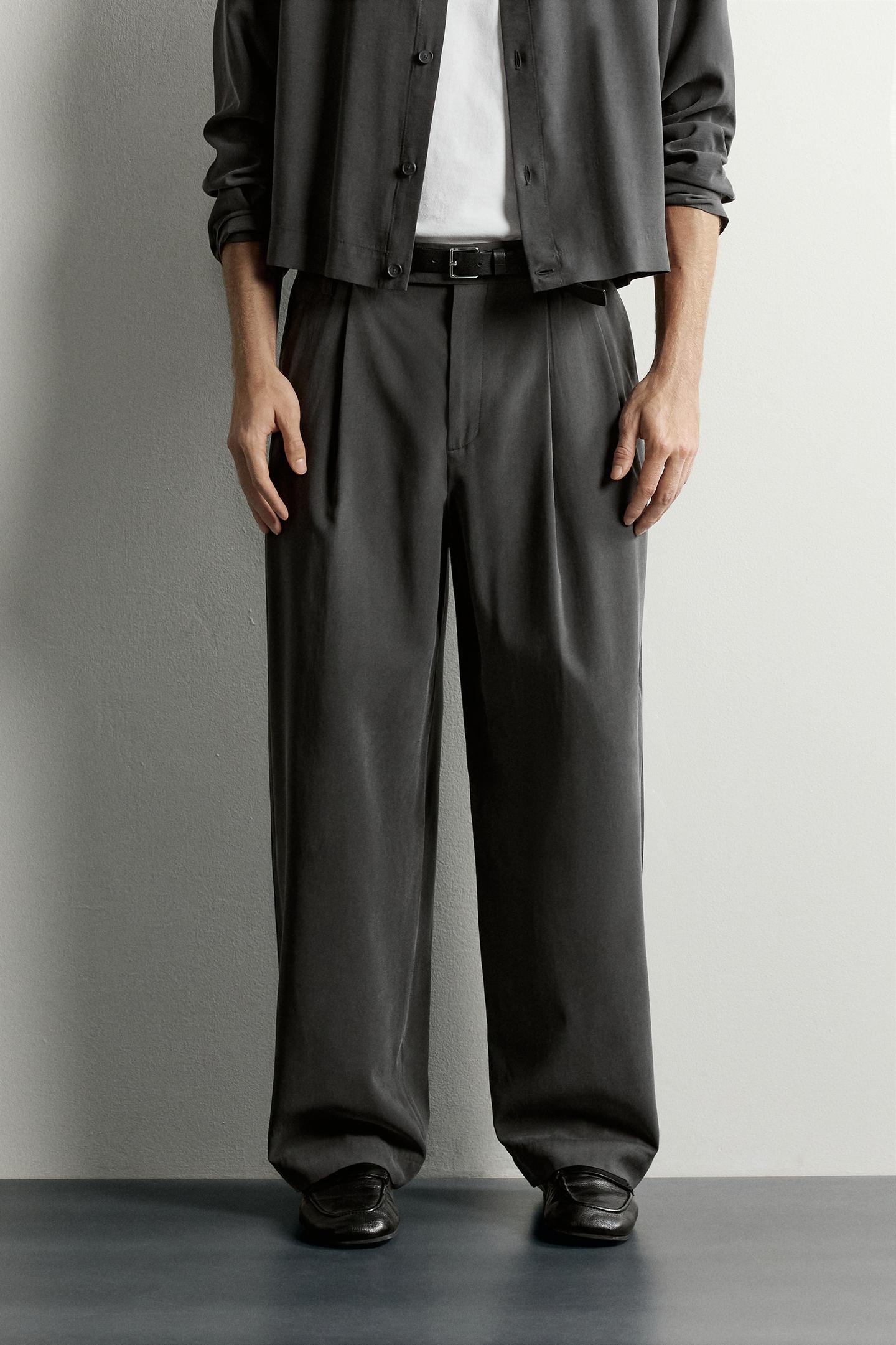 Мужские брюки Zara Relaxed Fit Pleated, цвет: Серый — фото 2