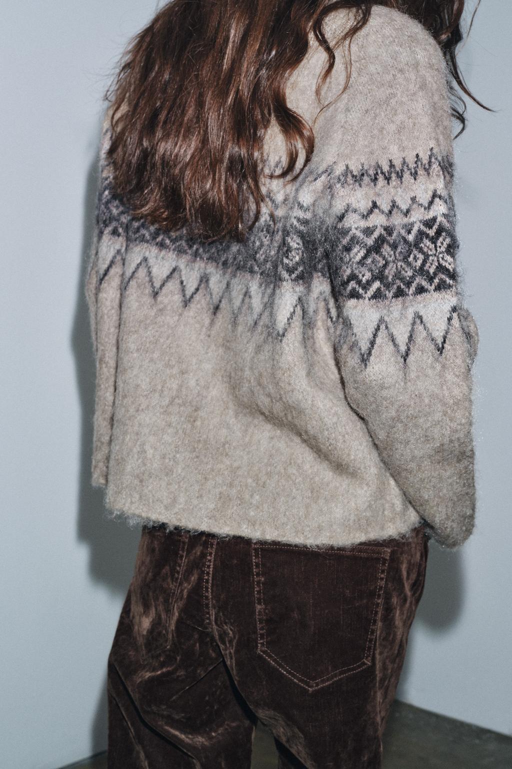 BRUSHED EFFECT JACQUARD KNIT JUMPER