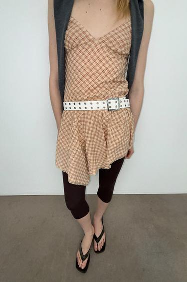 VESTIDO CORTO CUADROS ENCAJE - 089 de Zara