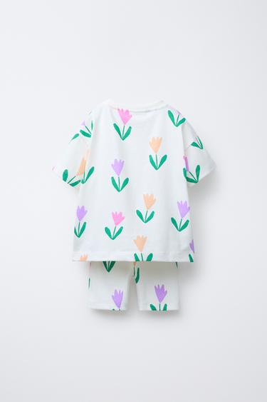 ENSEMBLE DE JOGGING T-SHIRT ET LEGGING DE CYCLISTE IMPRIMÉ - Écru de Zara - Image 1