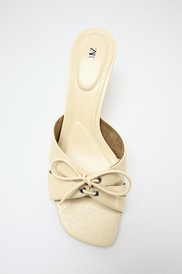 Zara LACE-DETAIL HEELED SANDALS - Vanilla Yellow