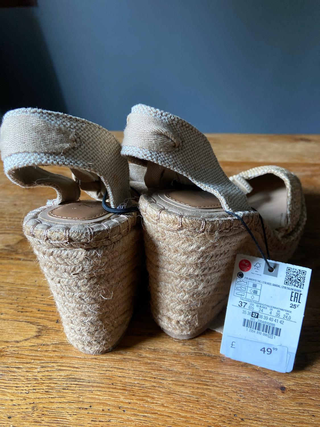 RAFFIA LACE-UP WEDGES - Image 3