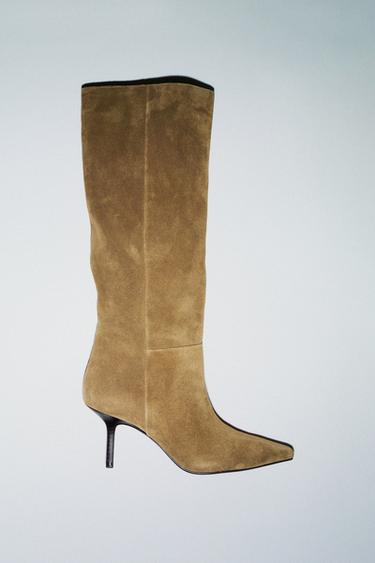 BOTTINES À TALONS FIN EN DAIM - Vert olive de Zara
