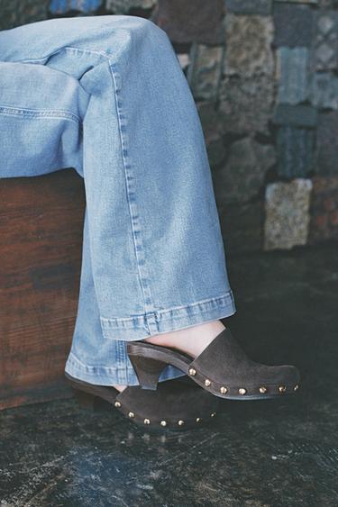SPLIT SUEDE STUDDED KITTEN CLOGS - Brown by Zara - Image 0