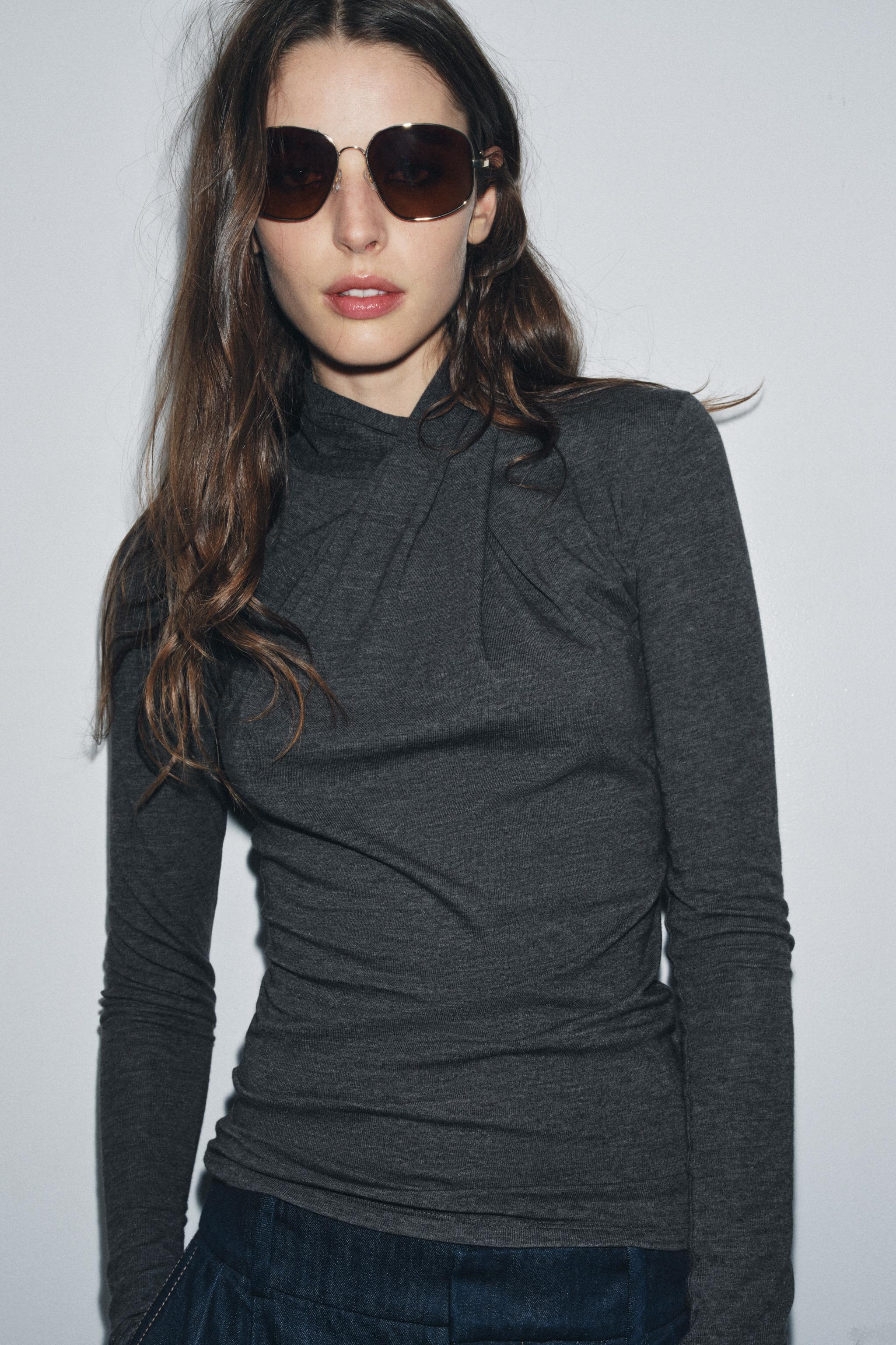 T-SHIRT DRAPÉ AVANT