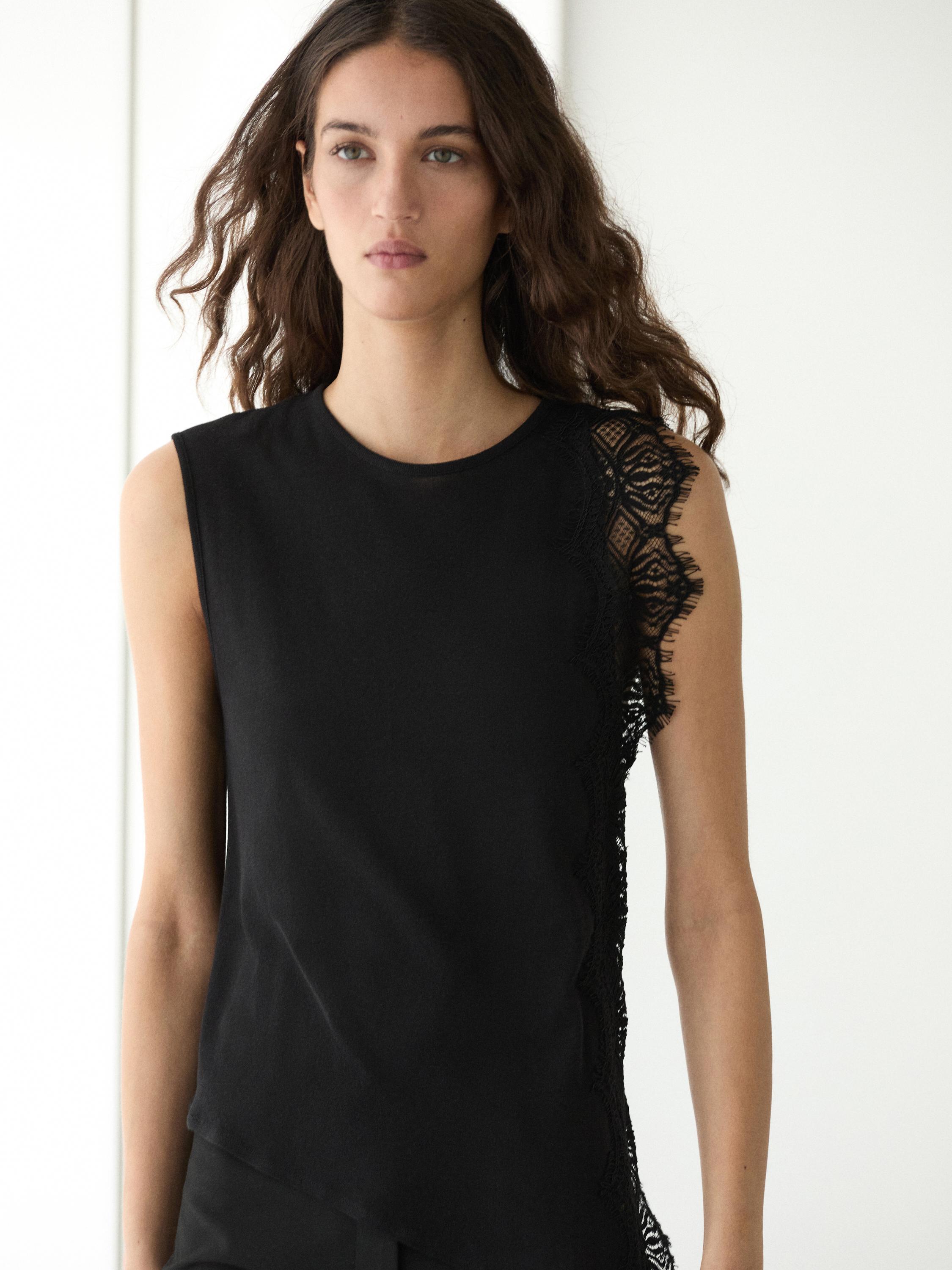 Sleeveless top with lace detail
