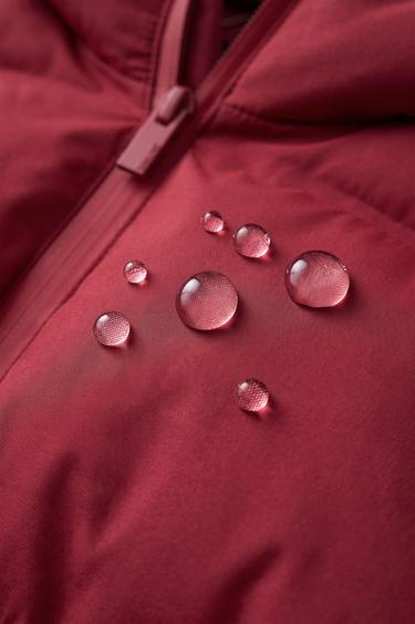 WATER-REPELLENT HOODED PUFFER COAT - Dark red by Zara