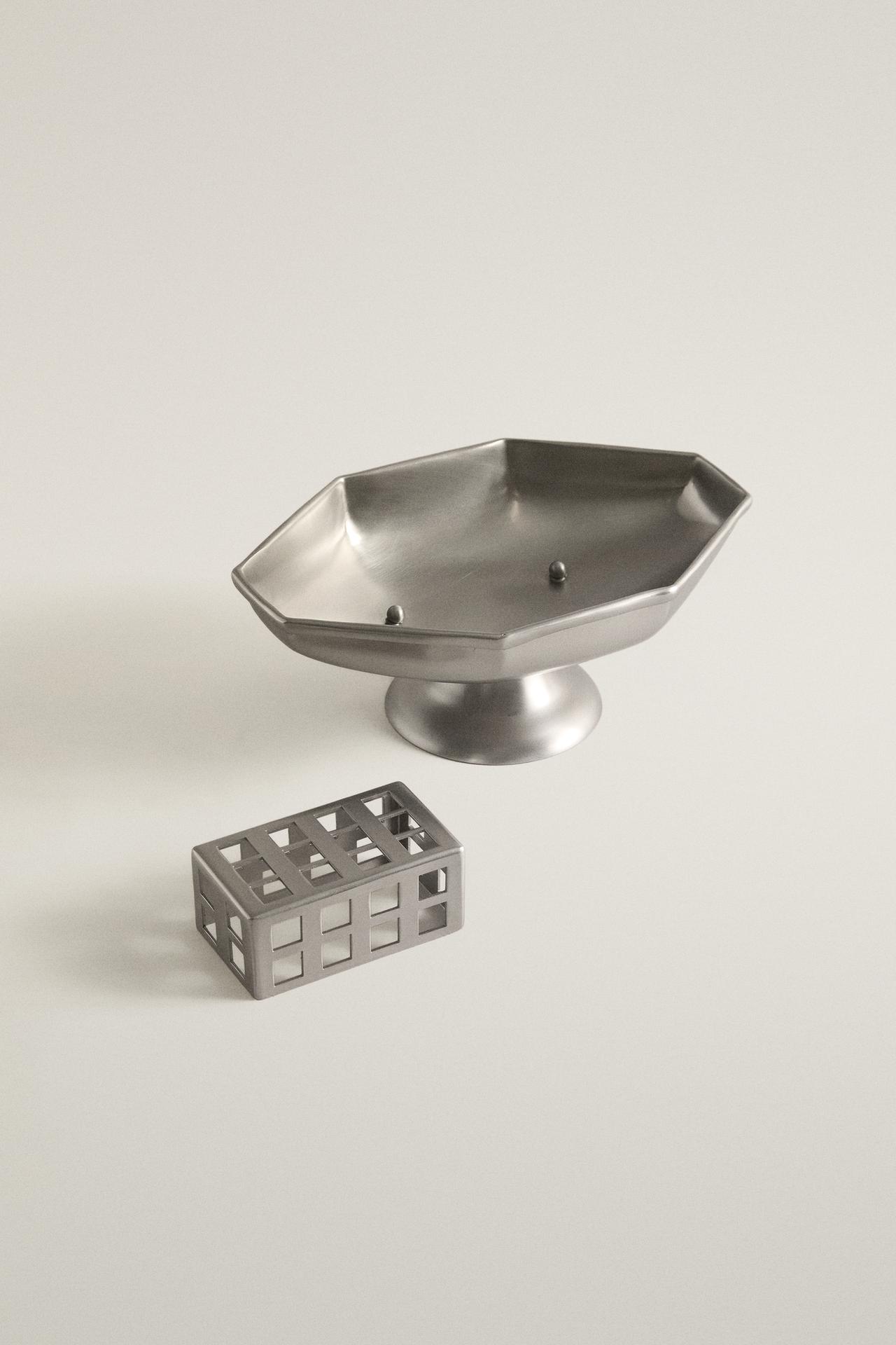 SMALL METAL TRAY | STUDIO MARY LENNOX — Silver
