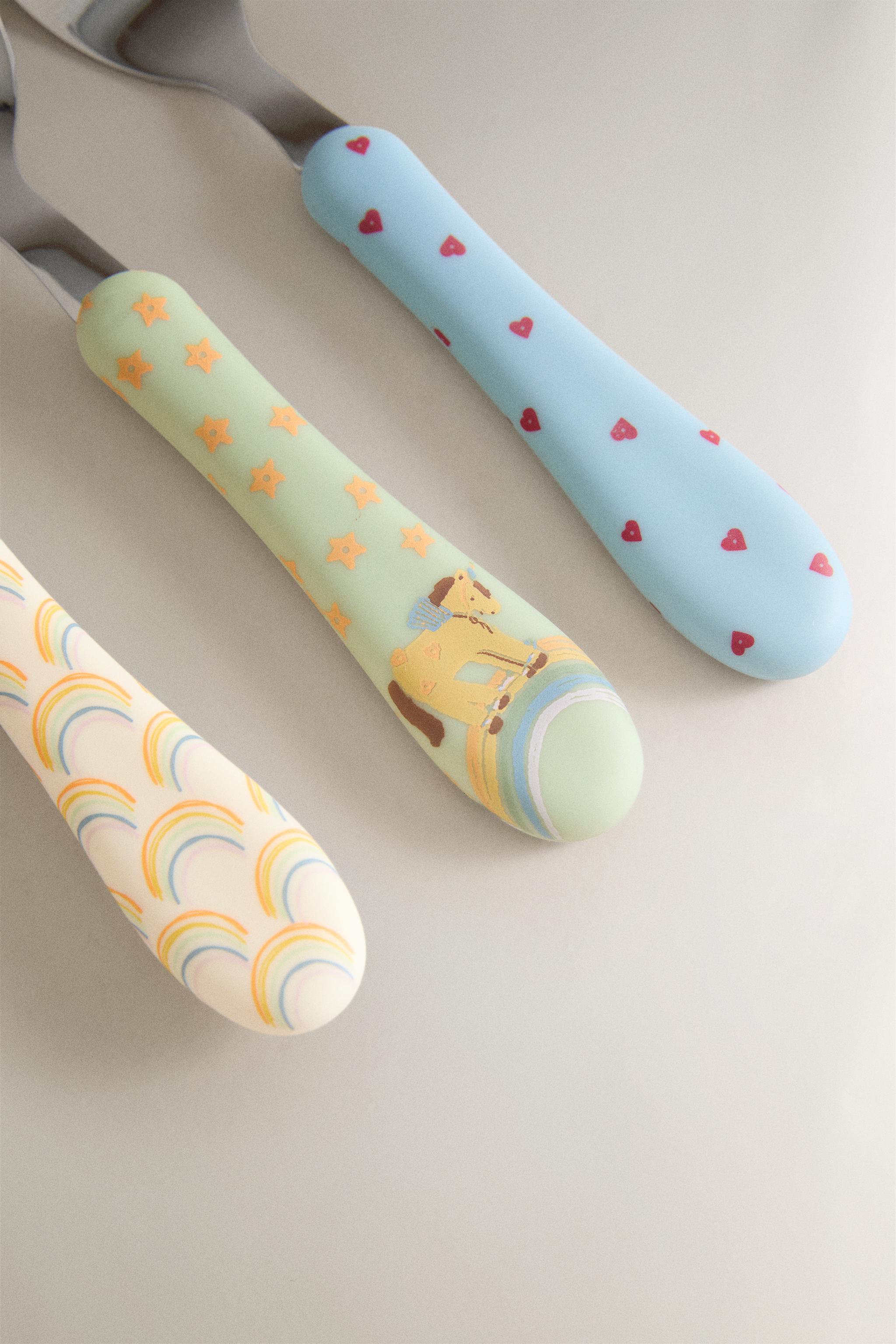 KIDS' RAINBOW, HEART, AND STAR FLATWARE SET