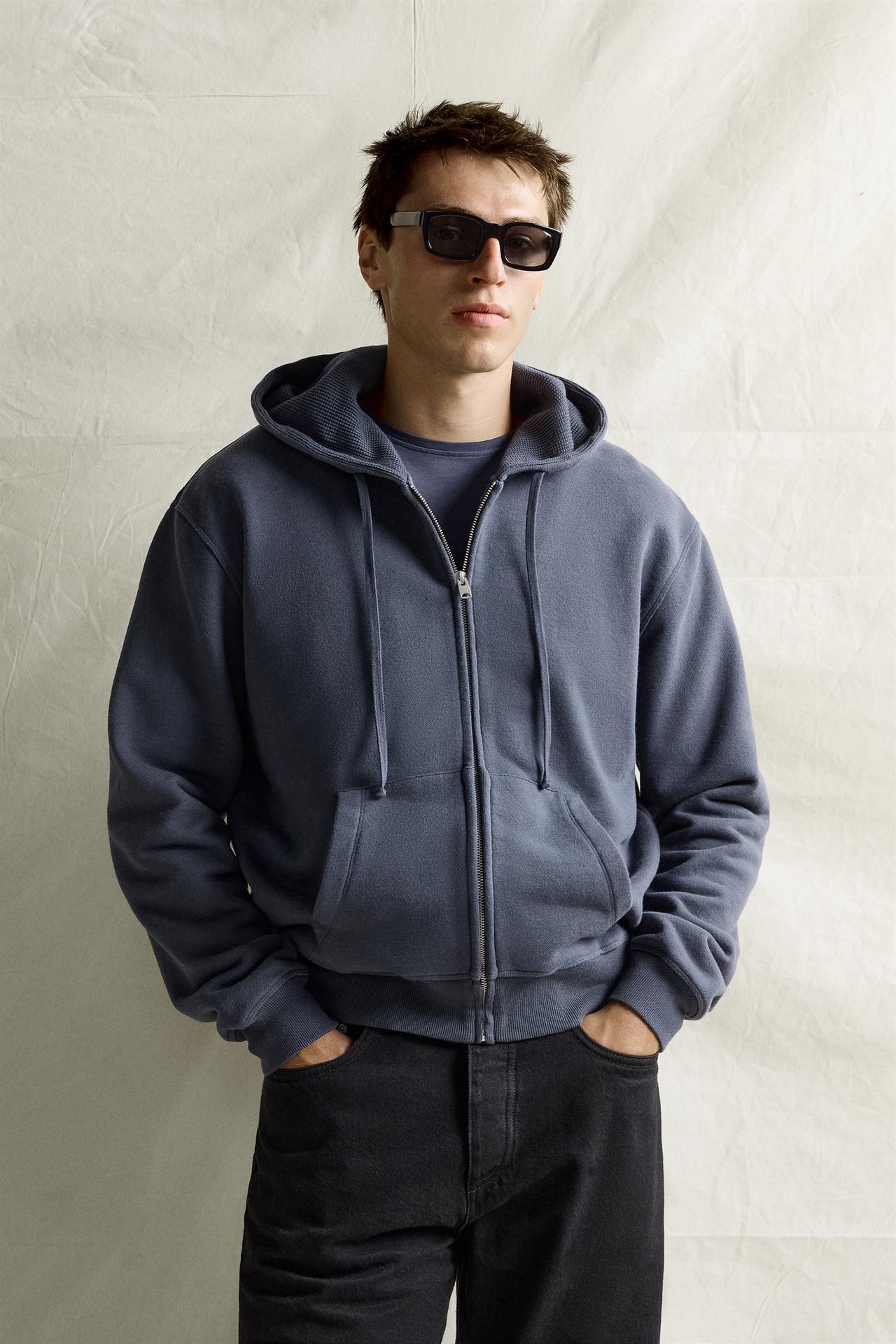 WASHED ZIP-UP HOODIE — Light indigo