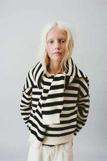 STRIPED KNIT SWEATER - striped by Zara