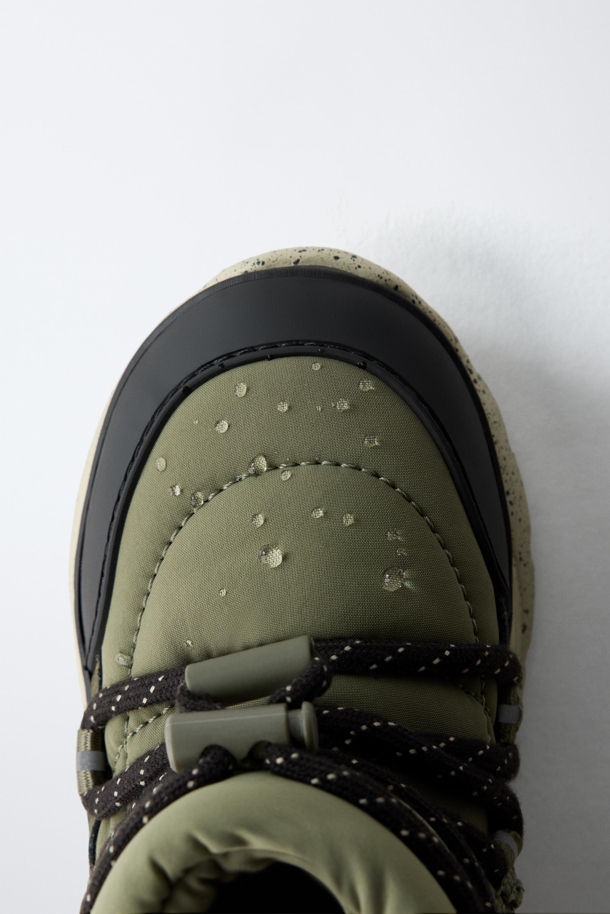 WATER REPELLENT SNOW BOOTS