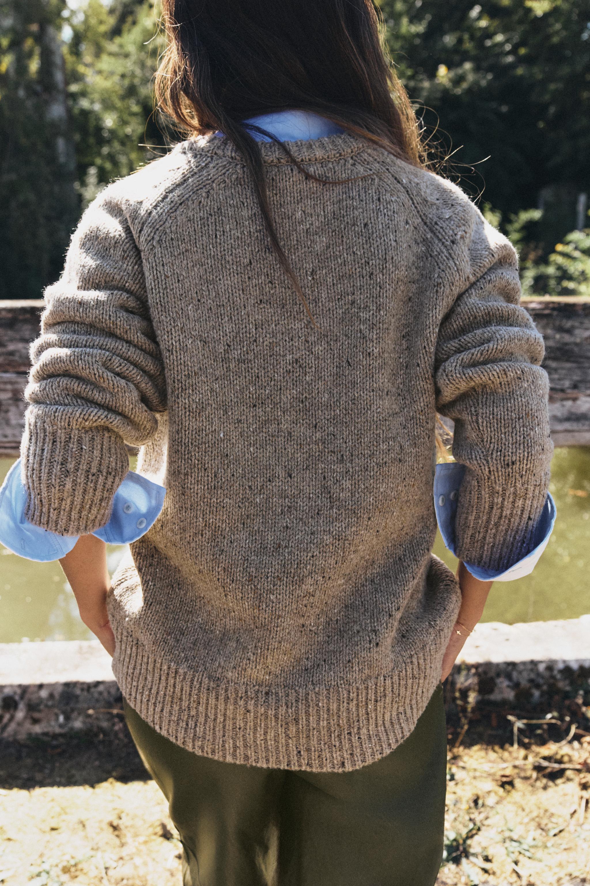 WOOL ROUND NECK SWEATER