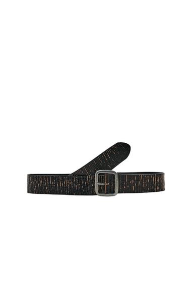 WIDE CRACKLED LEATHER BELT - Black by Zara