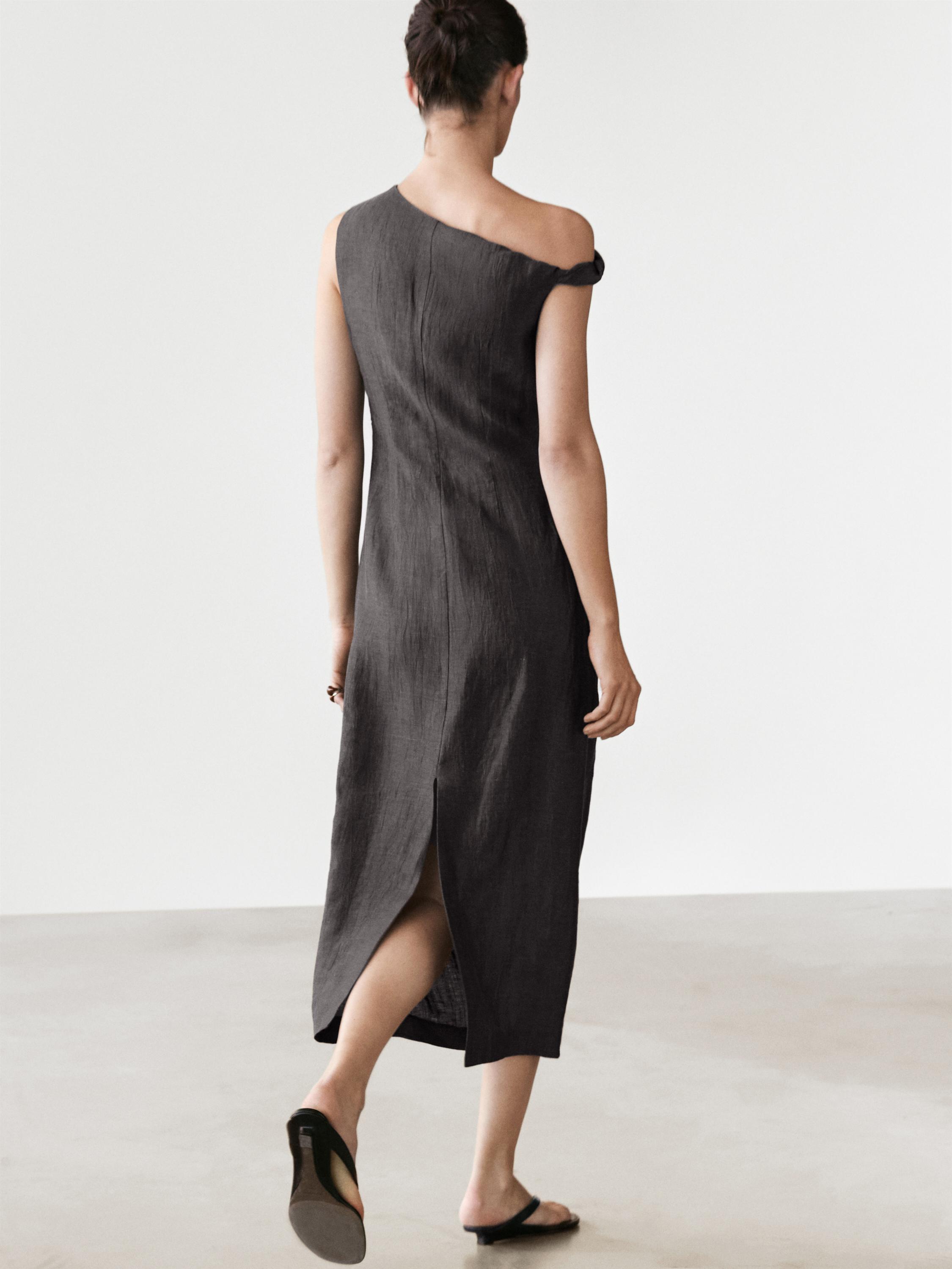 Robe midi à détail plissé l'épaule