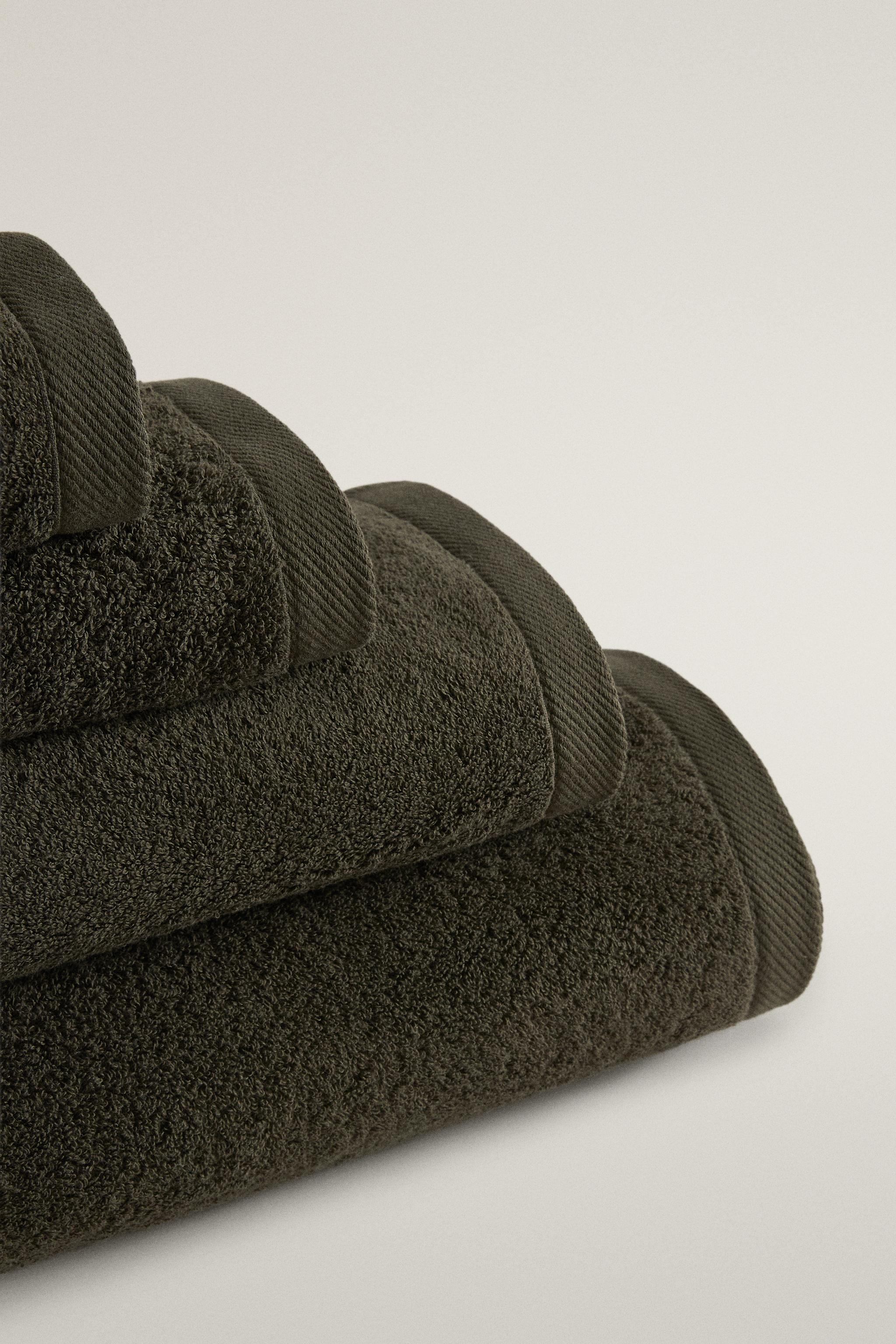 SOLID COTTON TERRYCLOTH BATH TOWEL (500 GSM)