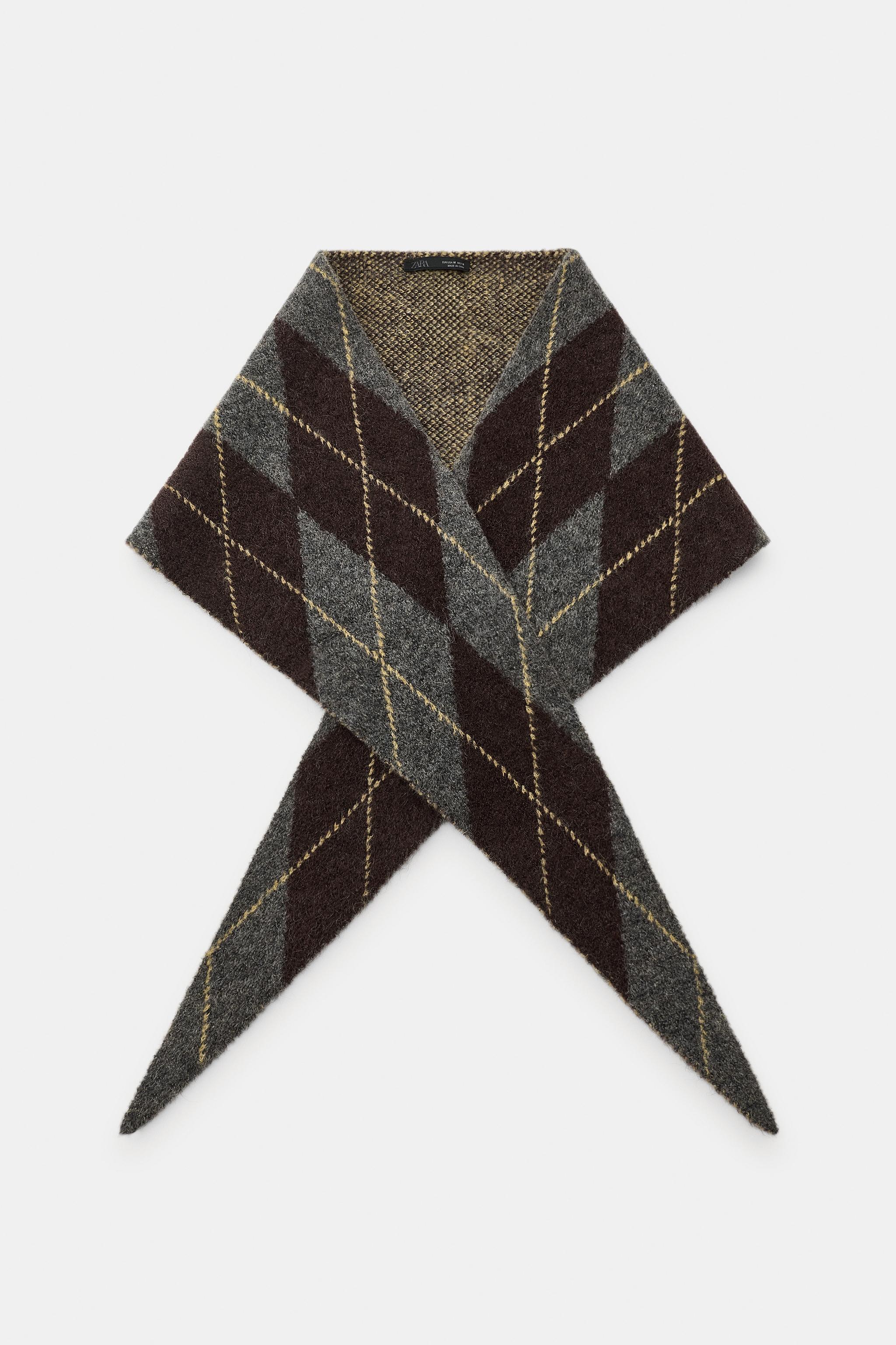 ARGYLE KNIT BANDANA SCARF