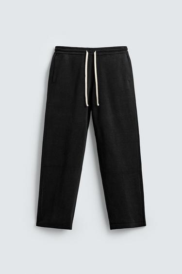 Zara PANTALONE OD STRUKTURIRANOG ŠTRIKANOG MATERIJALA – Crna
