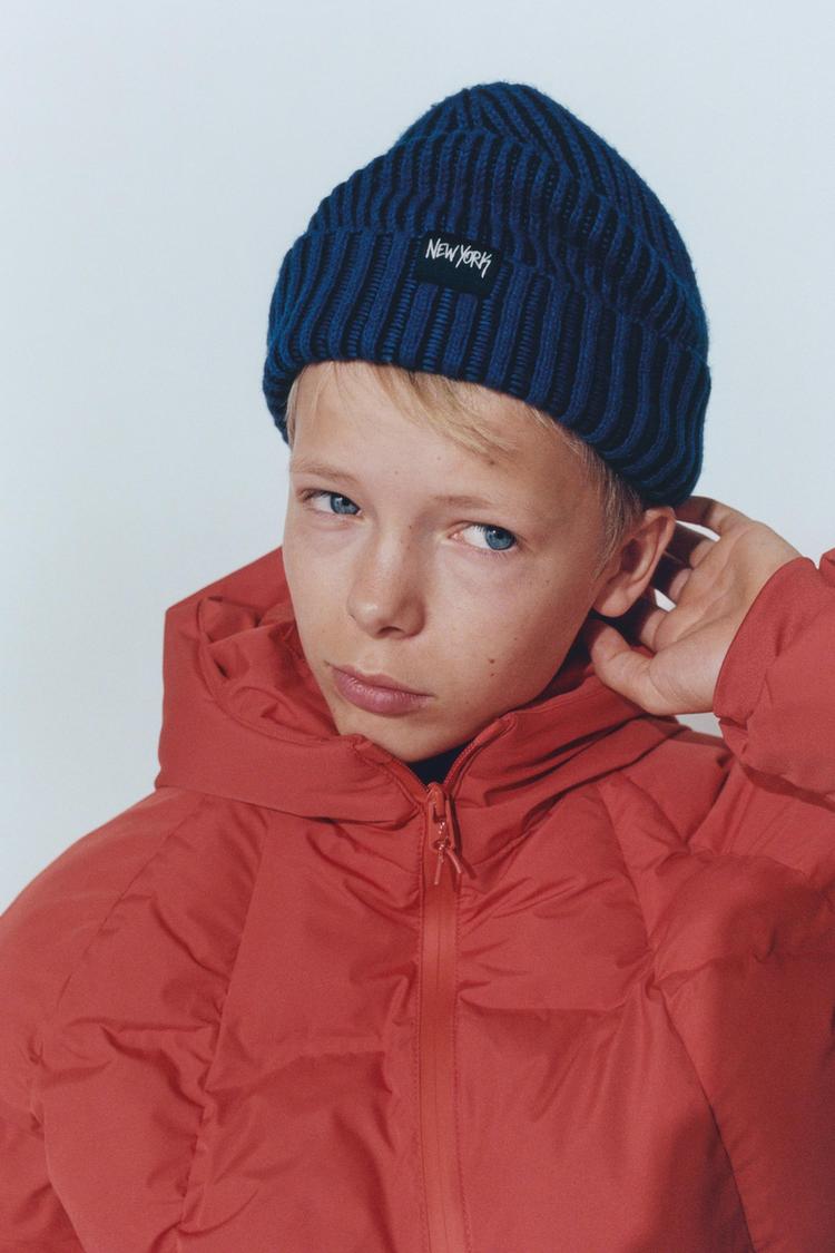 Gorro punto etiqueta