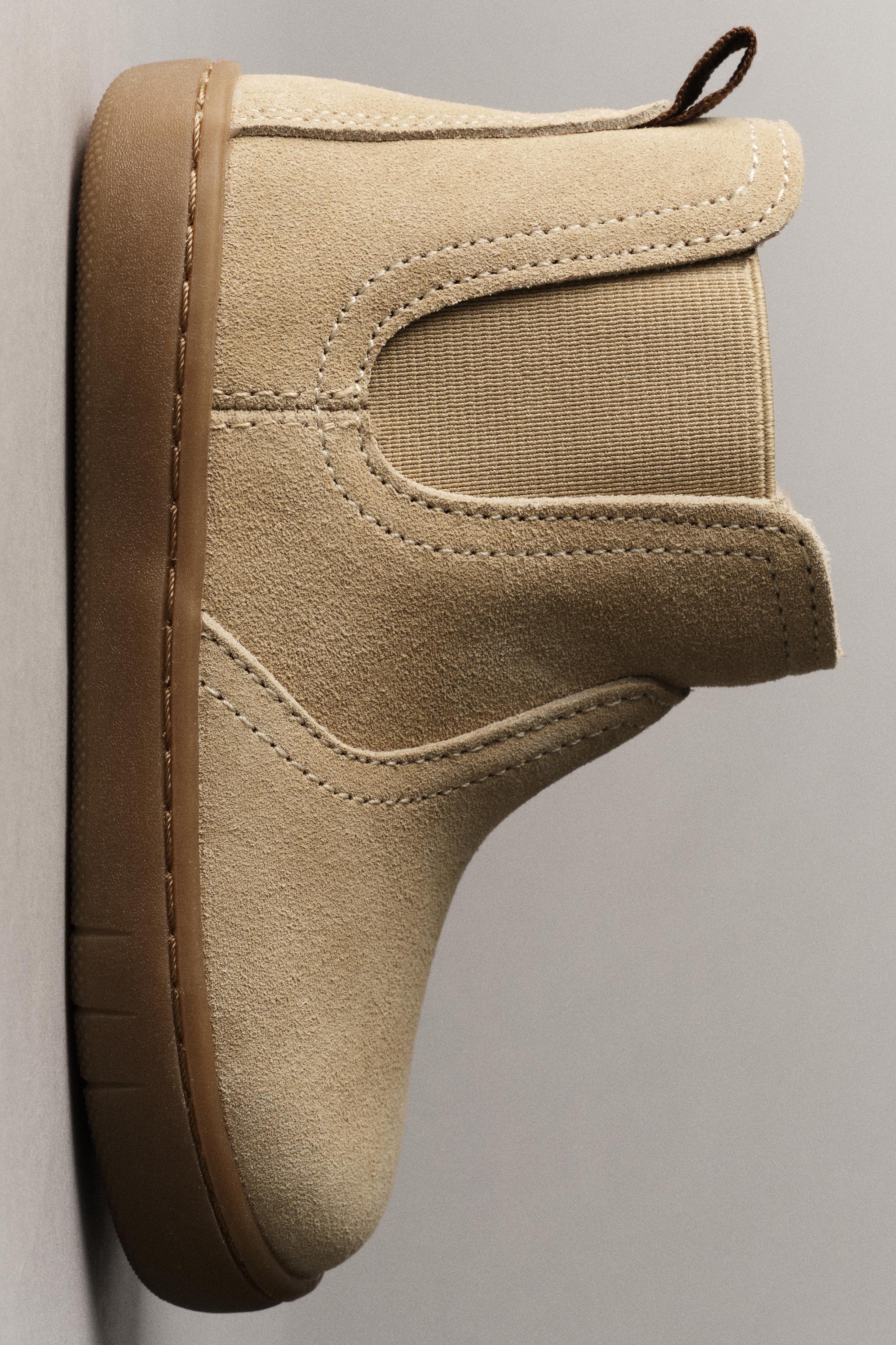 BAREFOOT LEATHER BOOTS