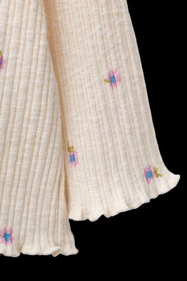 TEXTURED FLORAL T-SHIRT - Ecru by Zara