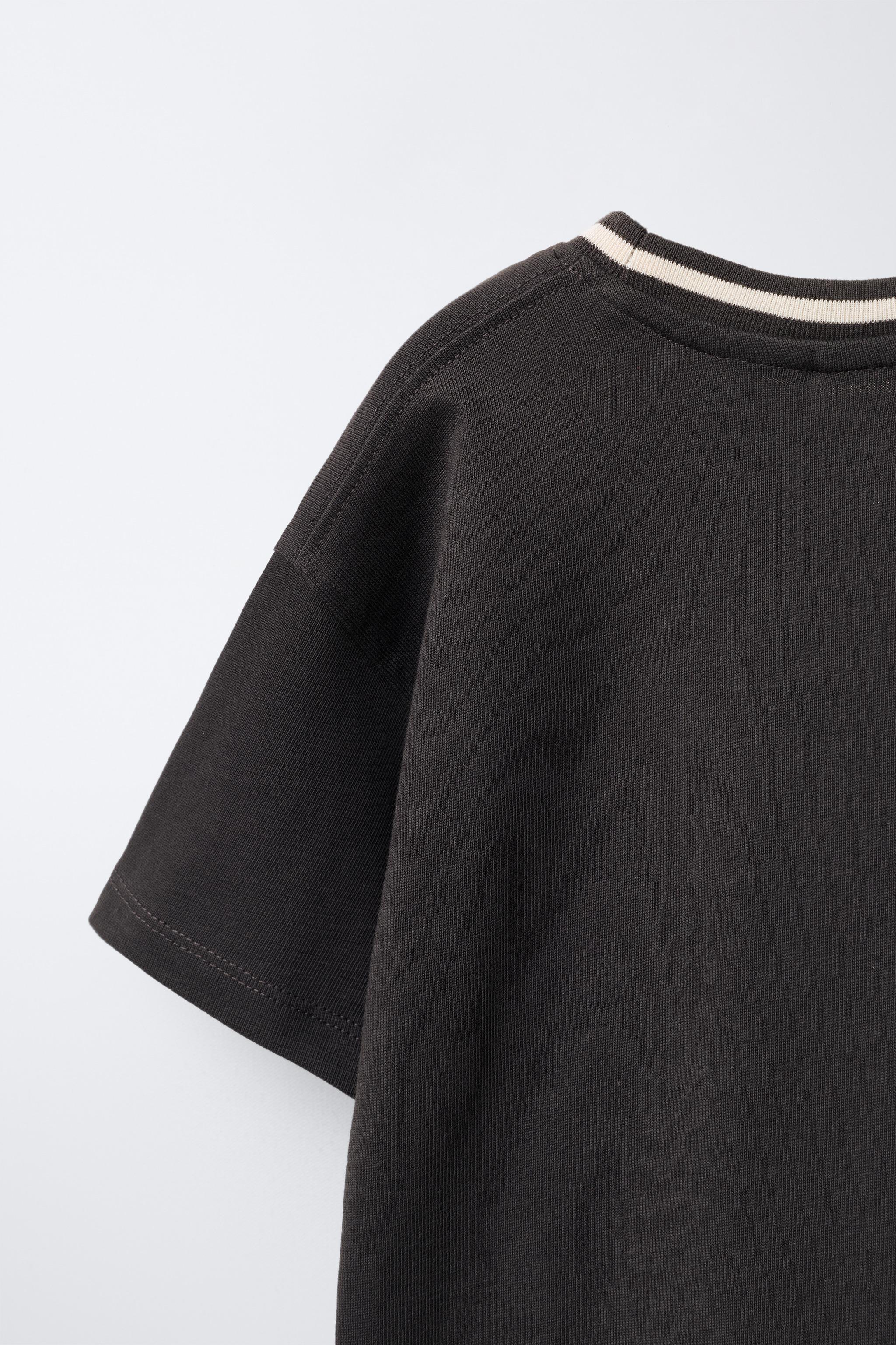 EMBROIDERED TEXT T-SHIRT