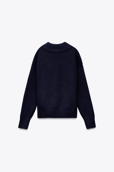 PULL EN MAILLE UNIE AVEC COL EN V - Bleu marine de Zara - Image 5