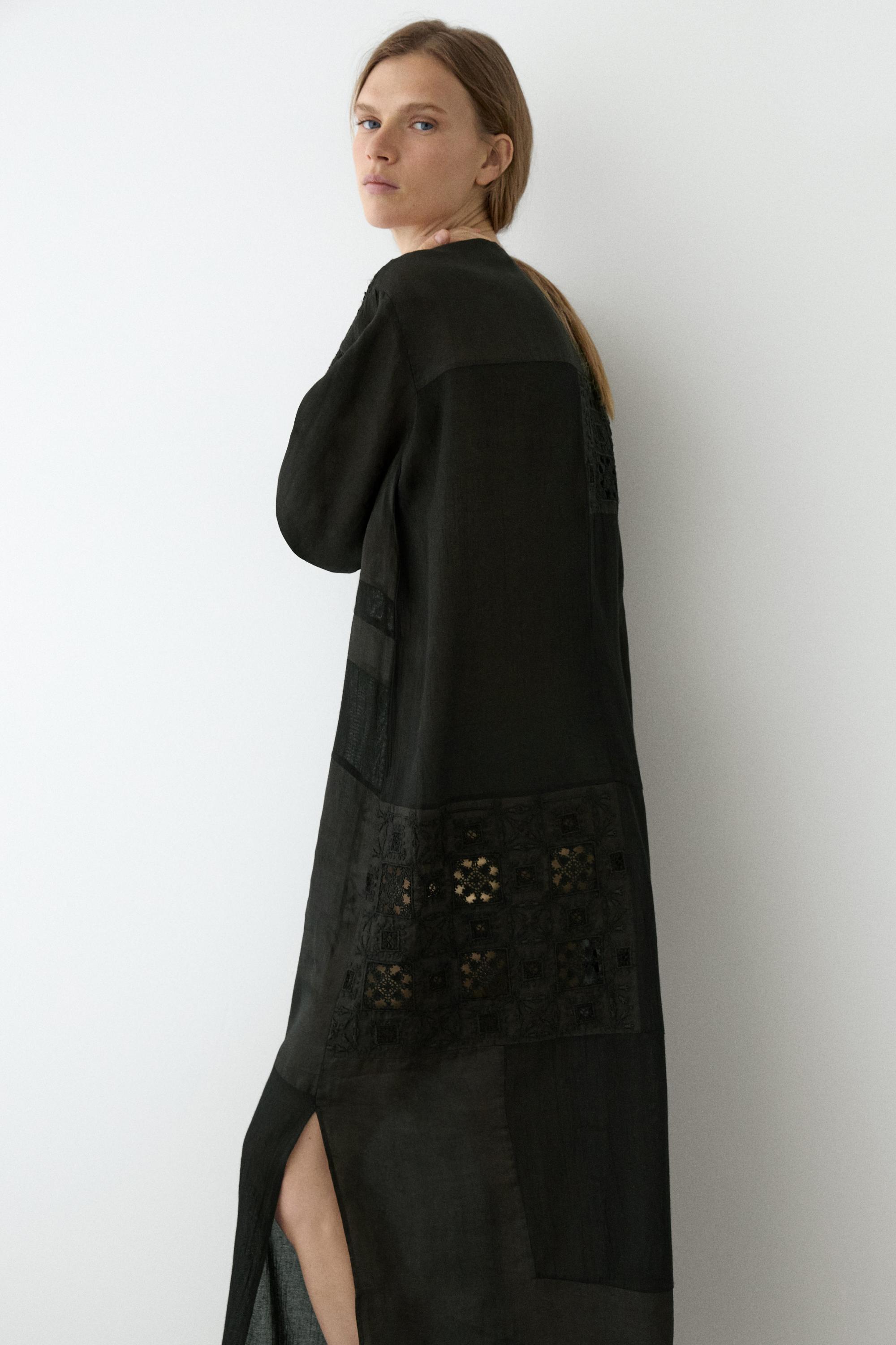 Flowing embroidered kaftan dress