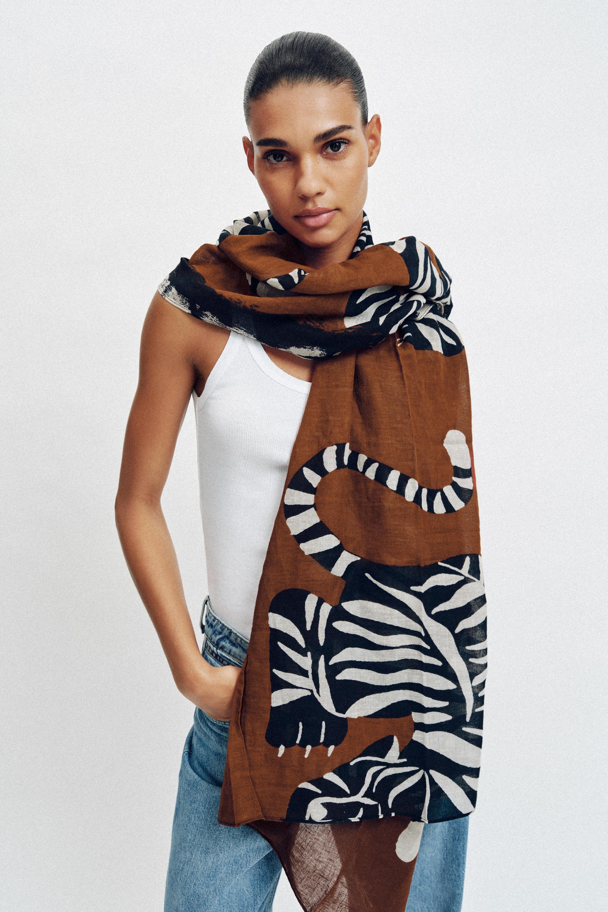 TIGER PRINT LINEN SCARF — Brown