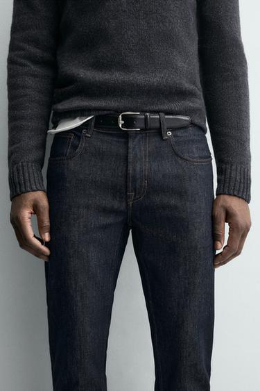 CINTURÓN PIEL PESPUNTE - Negro de Zara - Imagen 0