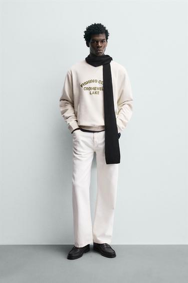 SUDADERA TEXTO BORDADO - Crudo de Zara