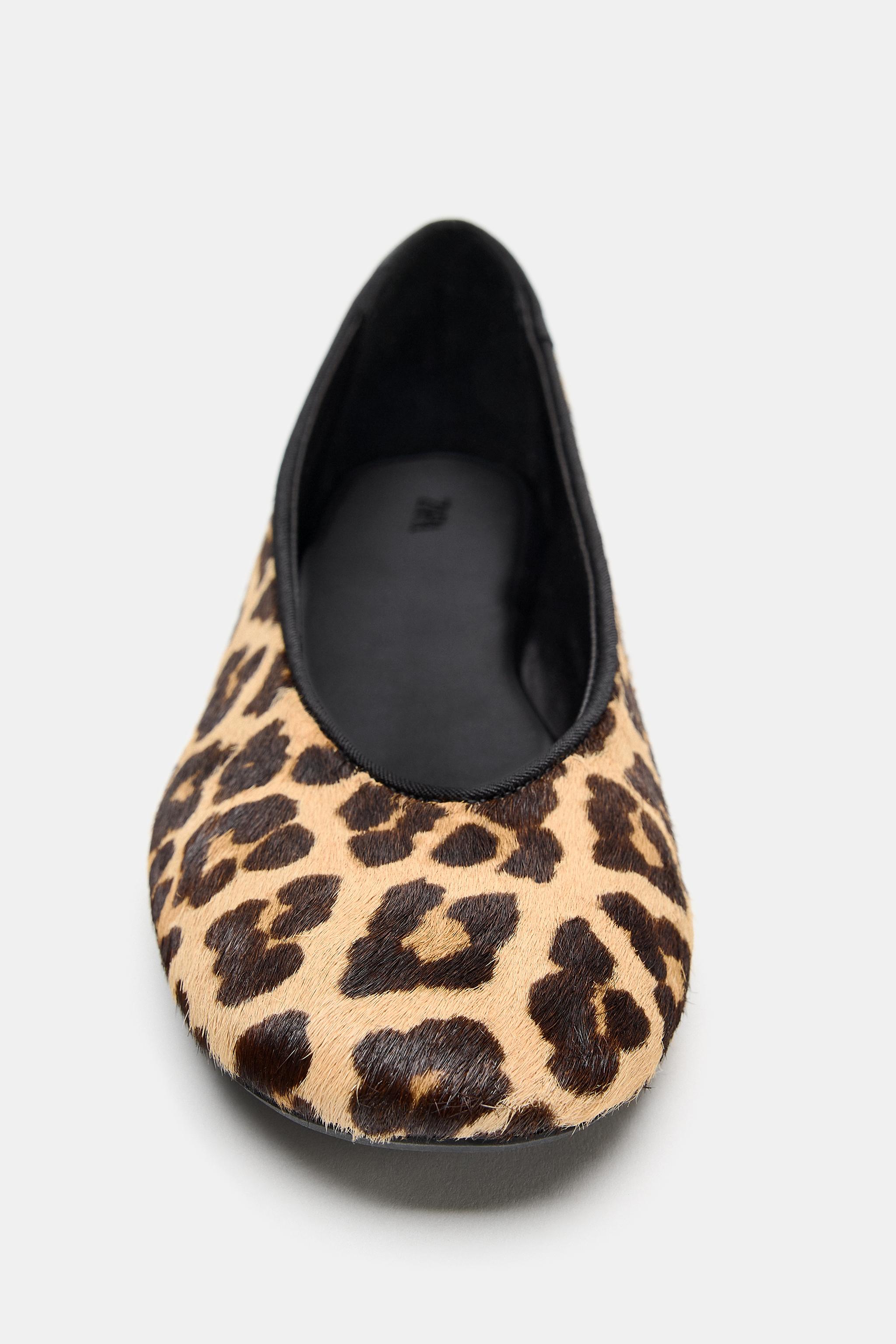 TEXTURED ANIMAL PRINT BALLET FLATS