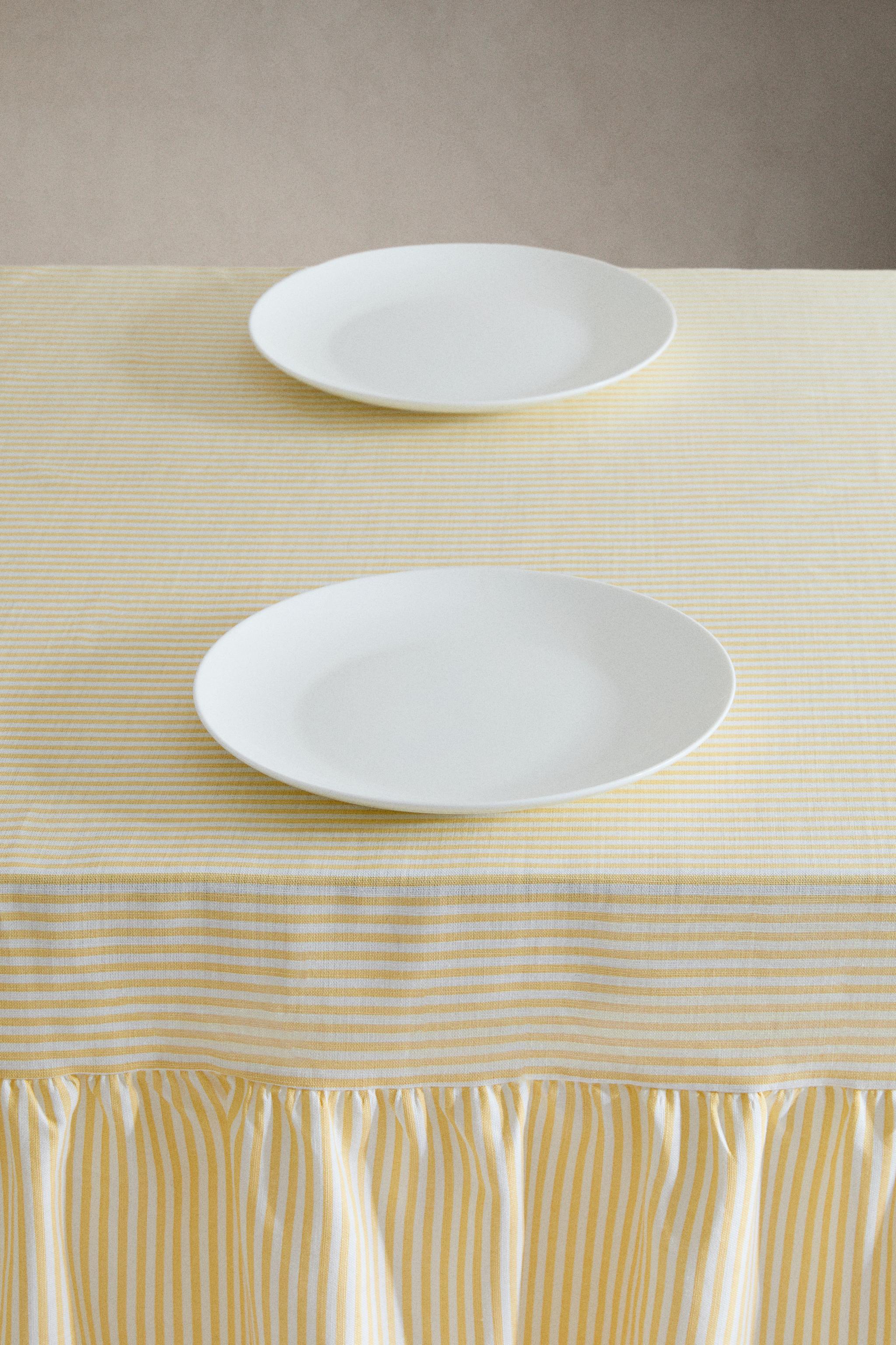 COTTON RUFFLED TABLECLOTH — Yellow