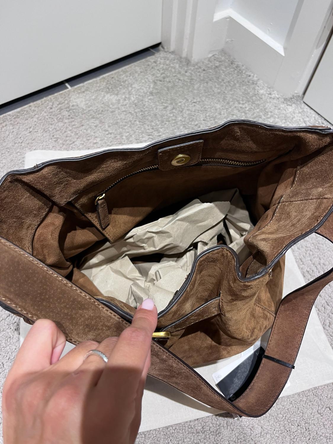LEATHER BUCKET BAG WITH BELT DETAIL - Image 3