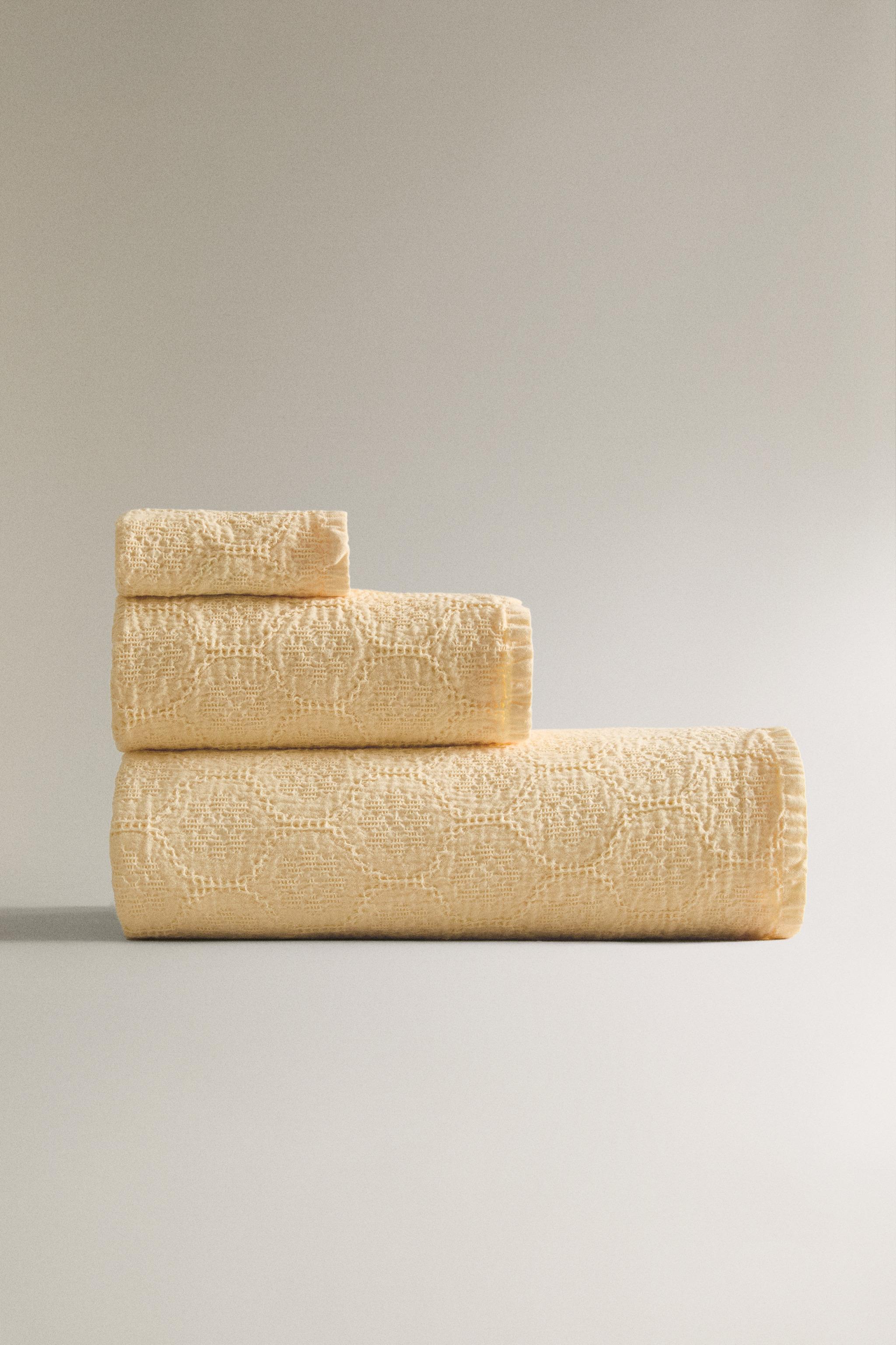 SERVIETTE DE BAIN MINI WAFFLE FLORALE