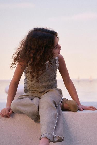 БРЮКИ ИЗ ЛЬНА С ВЫШИТЫМИ ЦВЕТАМИ — СЕРО-КОРИЧНЕВЫЙ от Zara