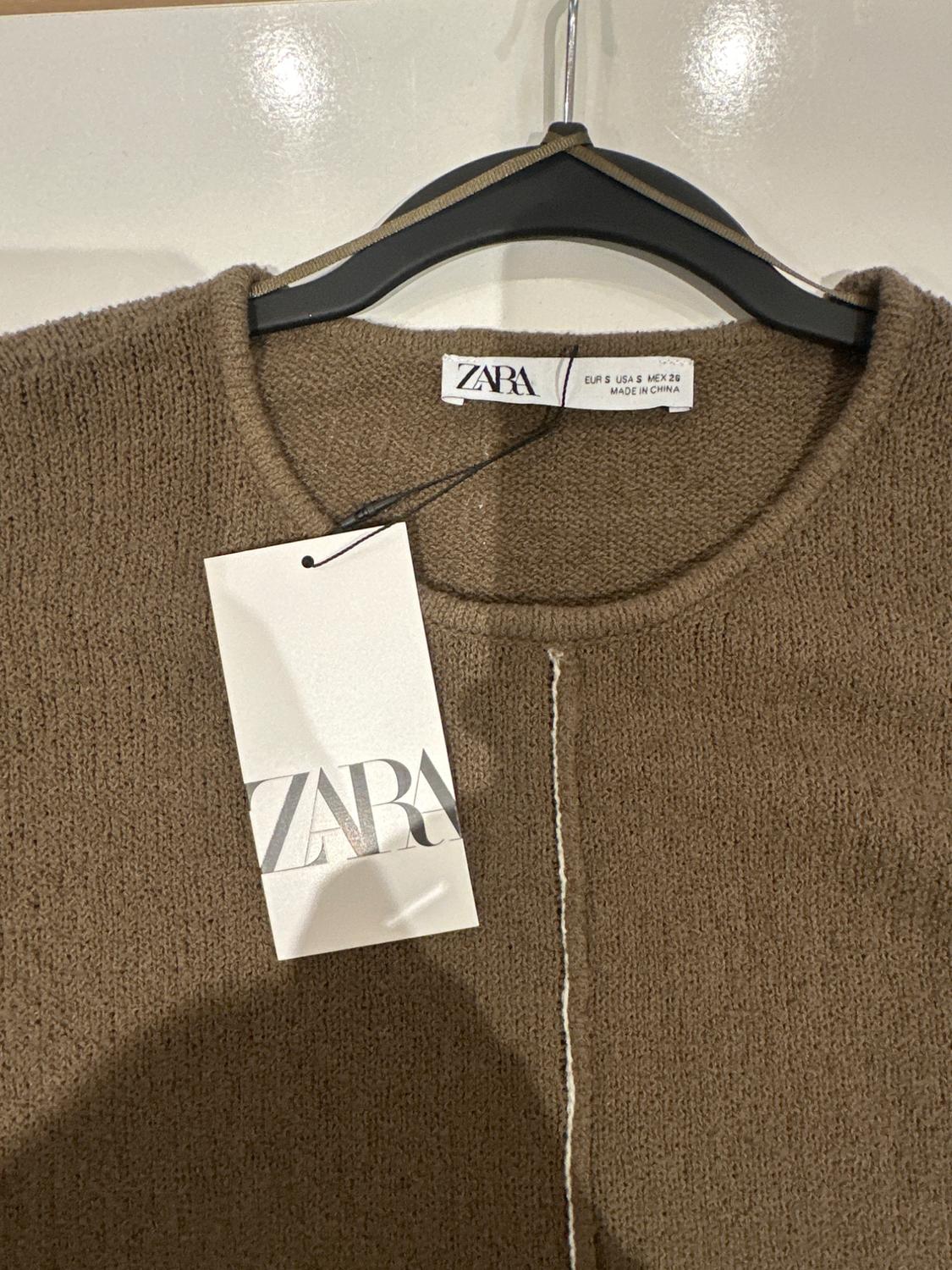 CROPPED KNIT SWEATER WITH CONTRAST TRIMS - Image 3