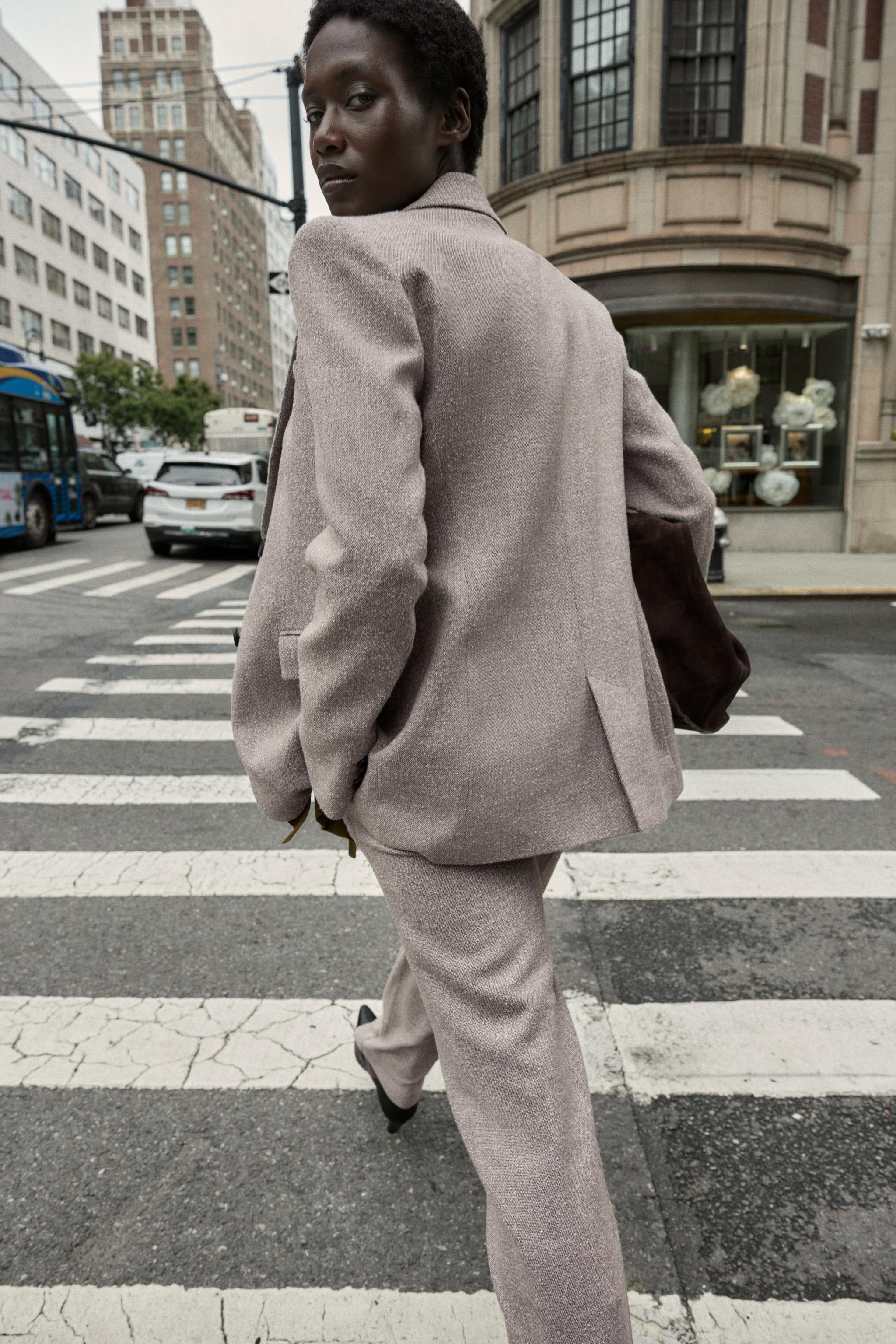 ラスティック素材ブレザー - ライトサンド | ZARA Japan / 日本