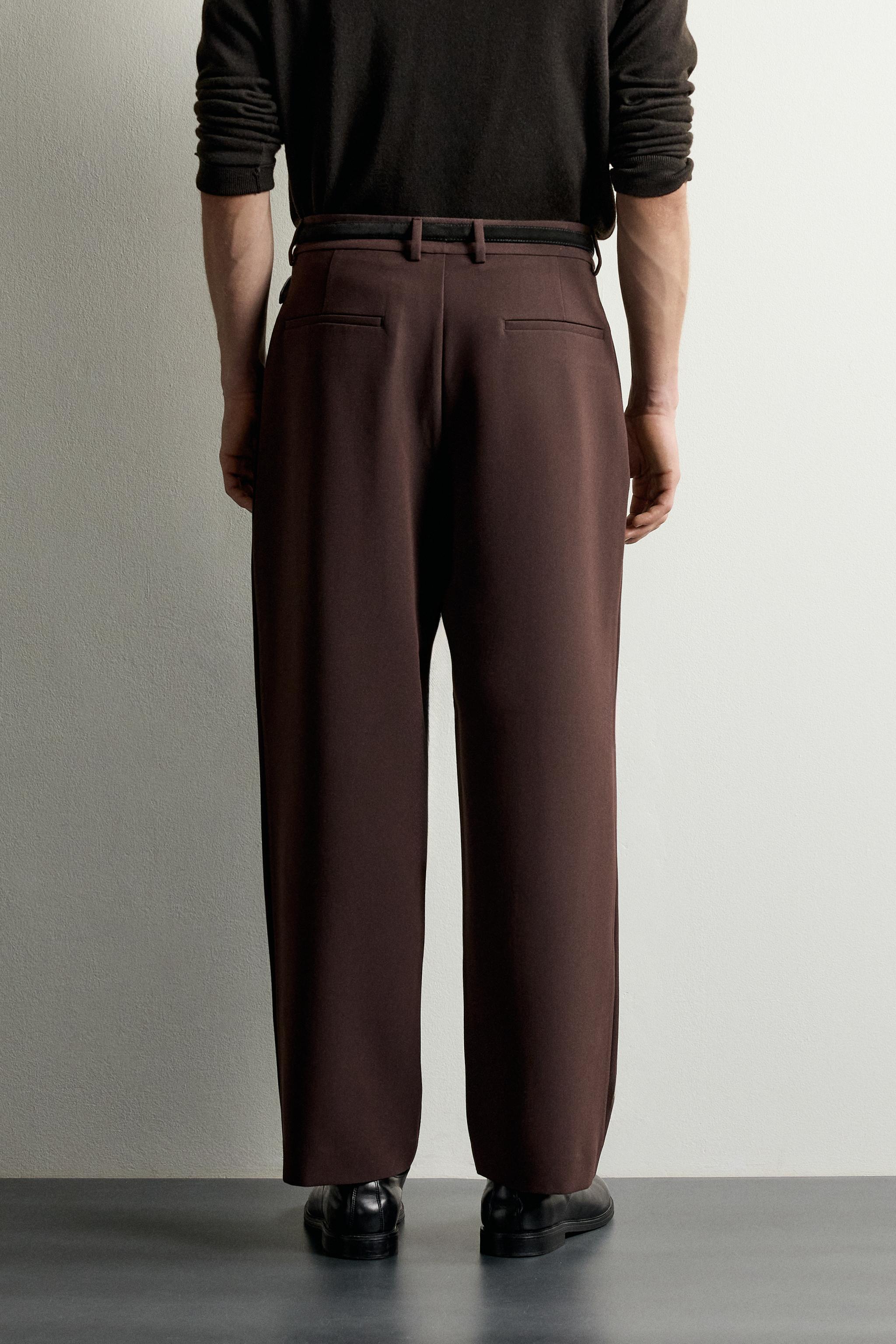 PANTALON COUPE DÉCONTRACTÉE À PLIS