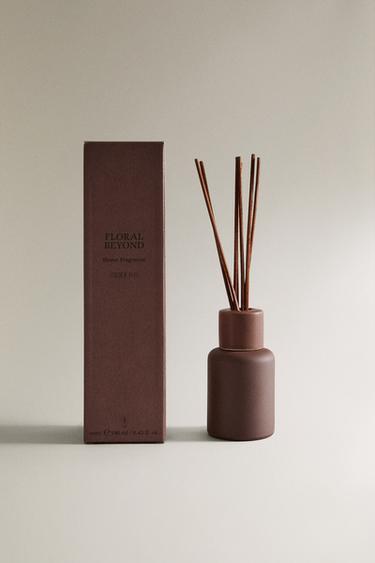 (190 ML) FLORAL BEYOND SCENTED REED DIFFUSERS - Light red by Zara