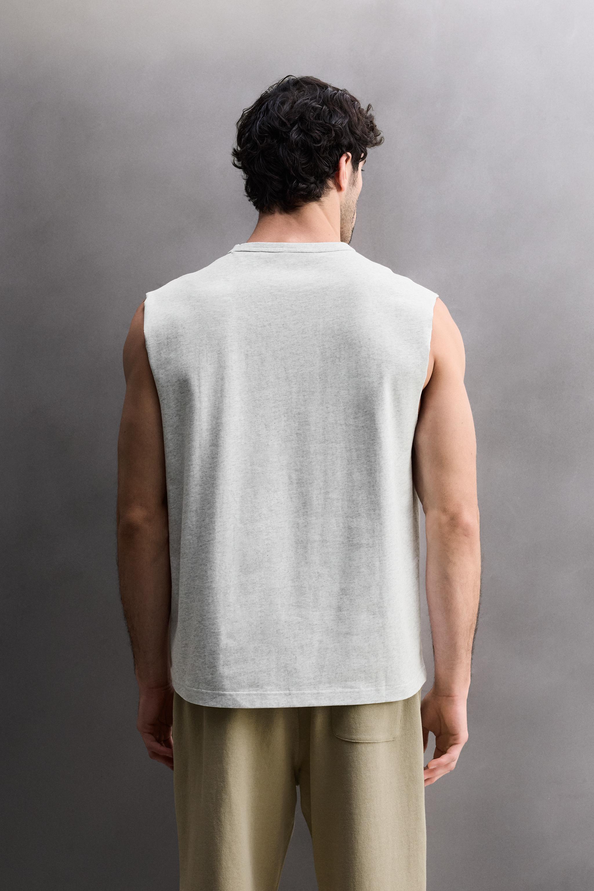 HEAVYWEIGHT TANK TOP