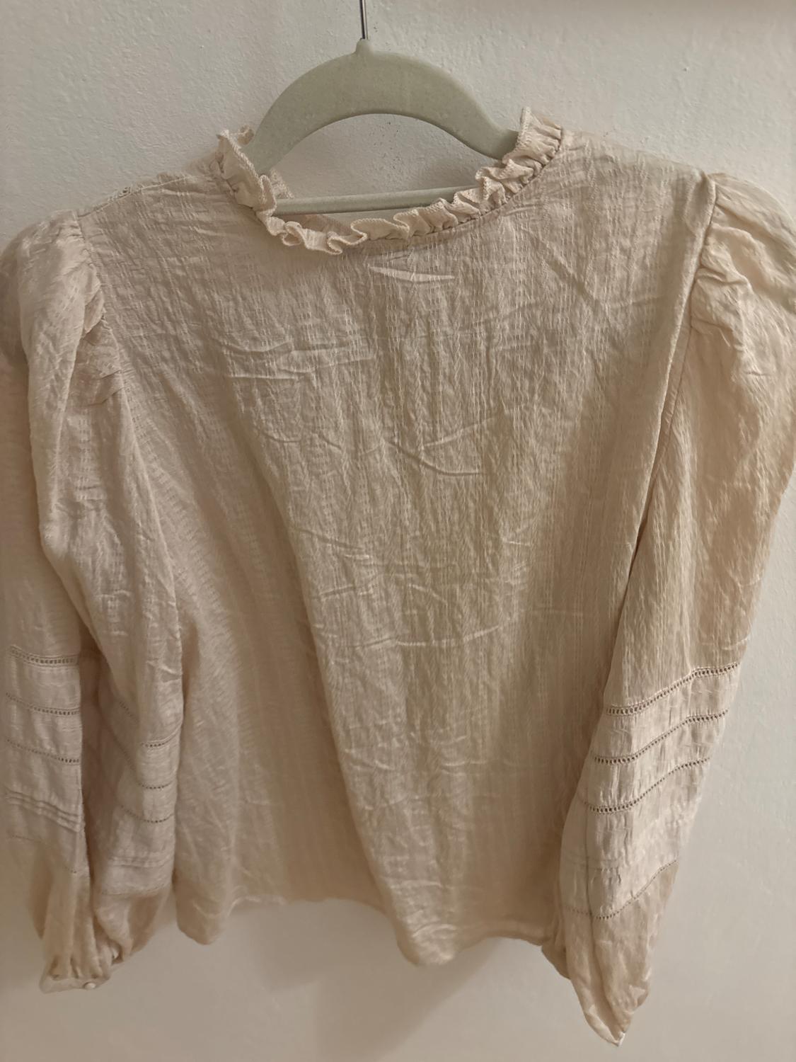 ROMANTIC SHIRT WITH LACE TRIM - Image 3