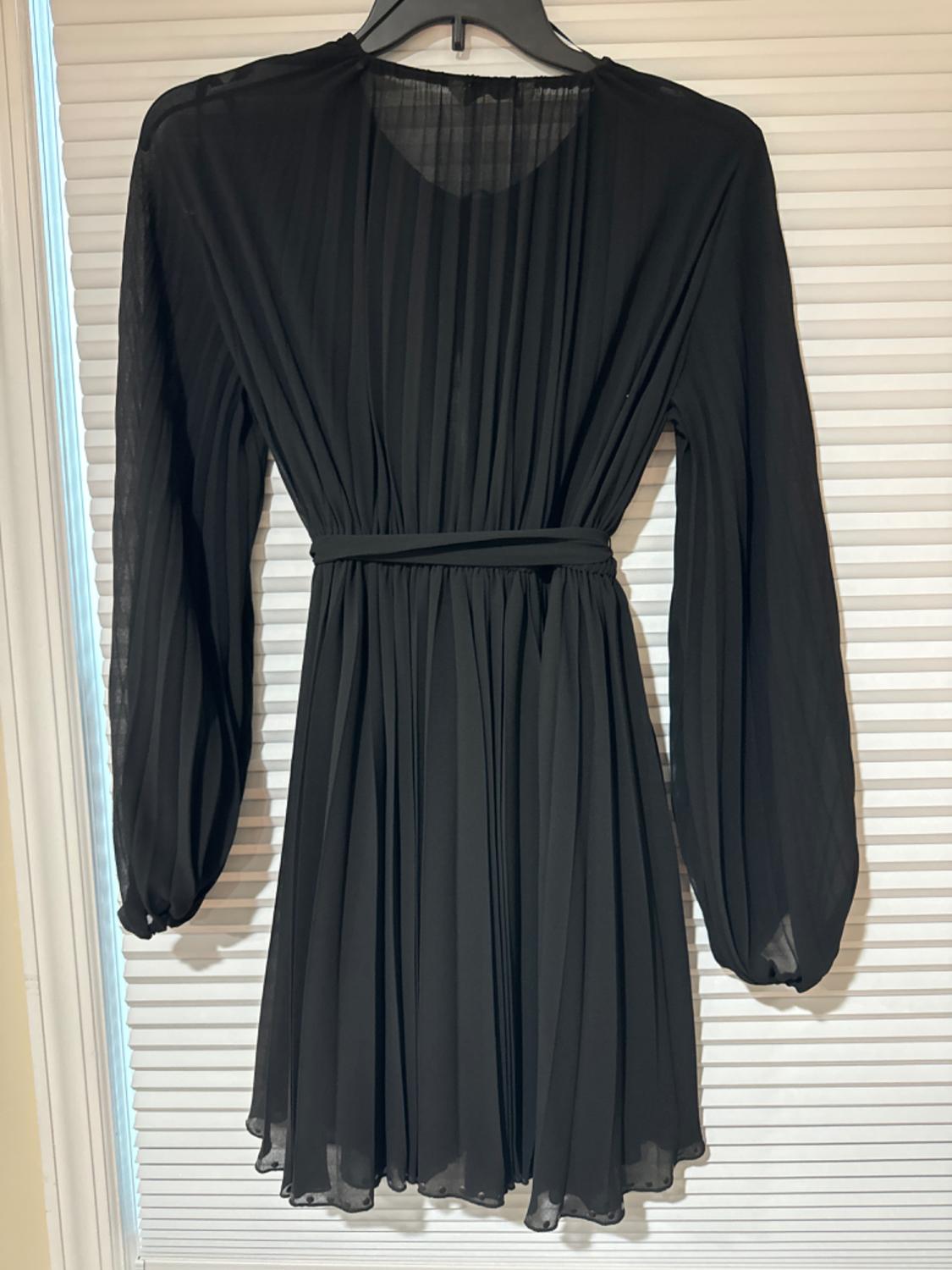 PLEATED DRESS WITH BELT - Image 2