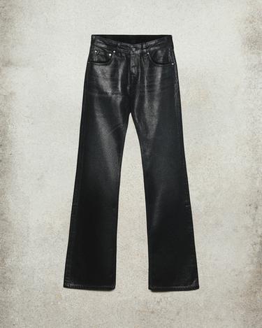 LUDOVIC DE SAINT SERNIN x ZARA ローライズ ワックスフィニッシュ ブーツカットデニムパンツブラックZaraのLUDOVIC DE SAINT SERNIN x ZARA ローライズ ワックスフィニッシュ ブーツカットデニムパンツ - ブラック 