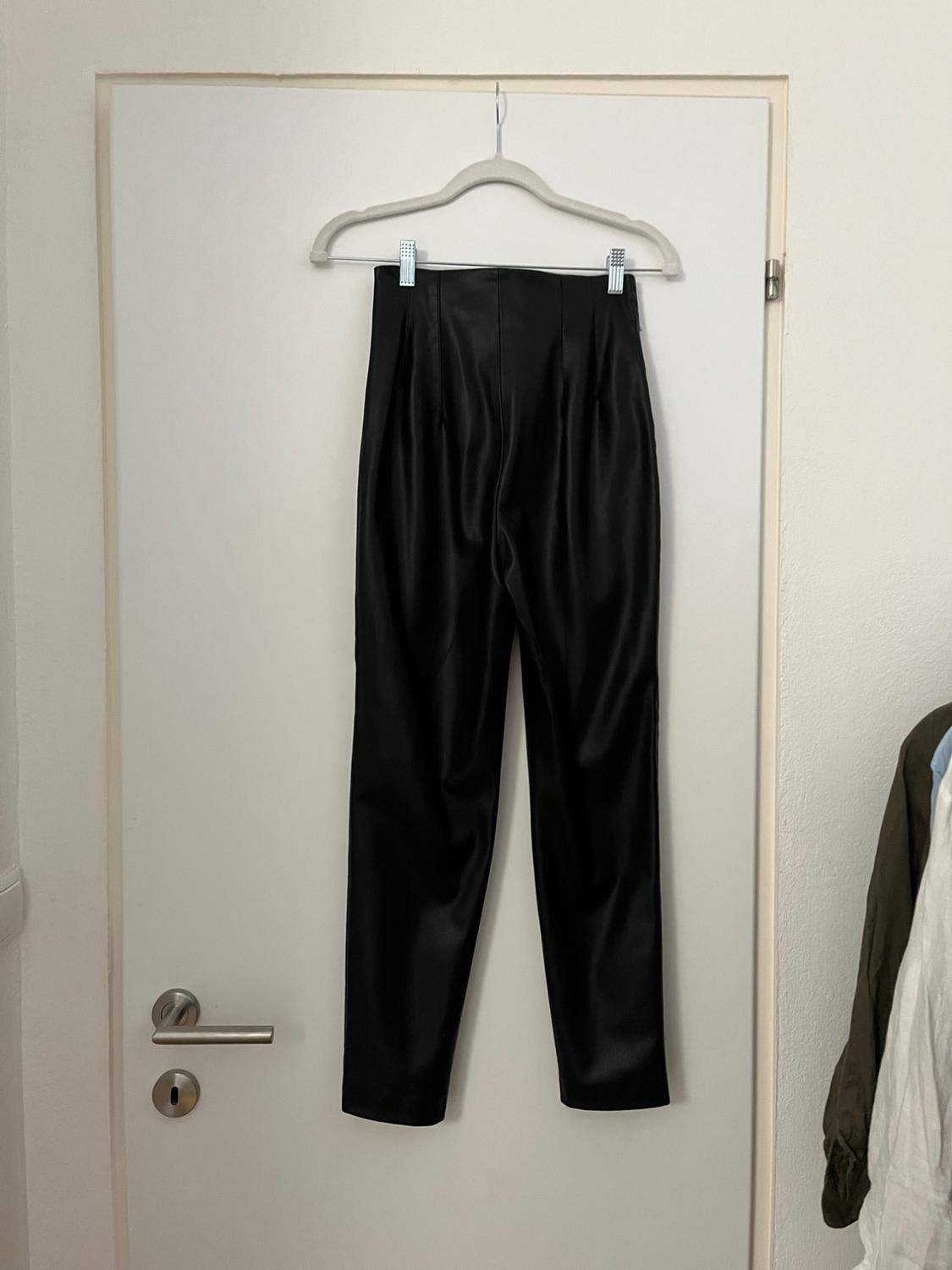 HIGH-WAIST FAUX LEATHER TROUSERS - Image 2