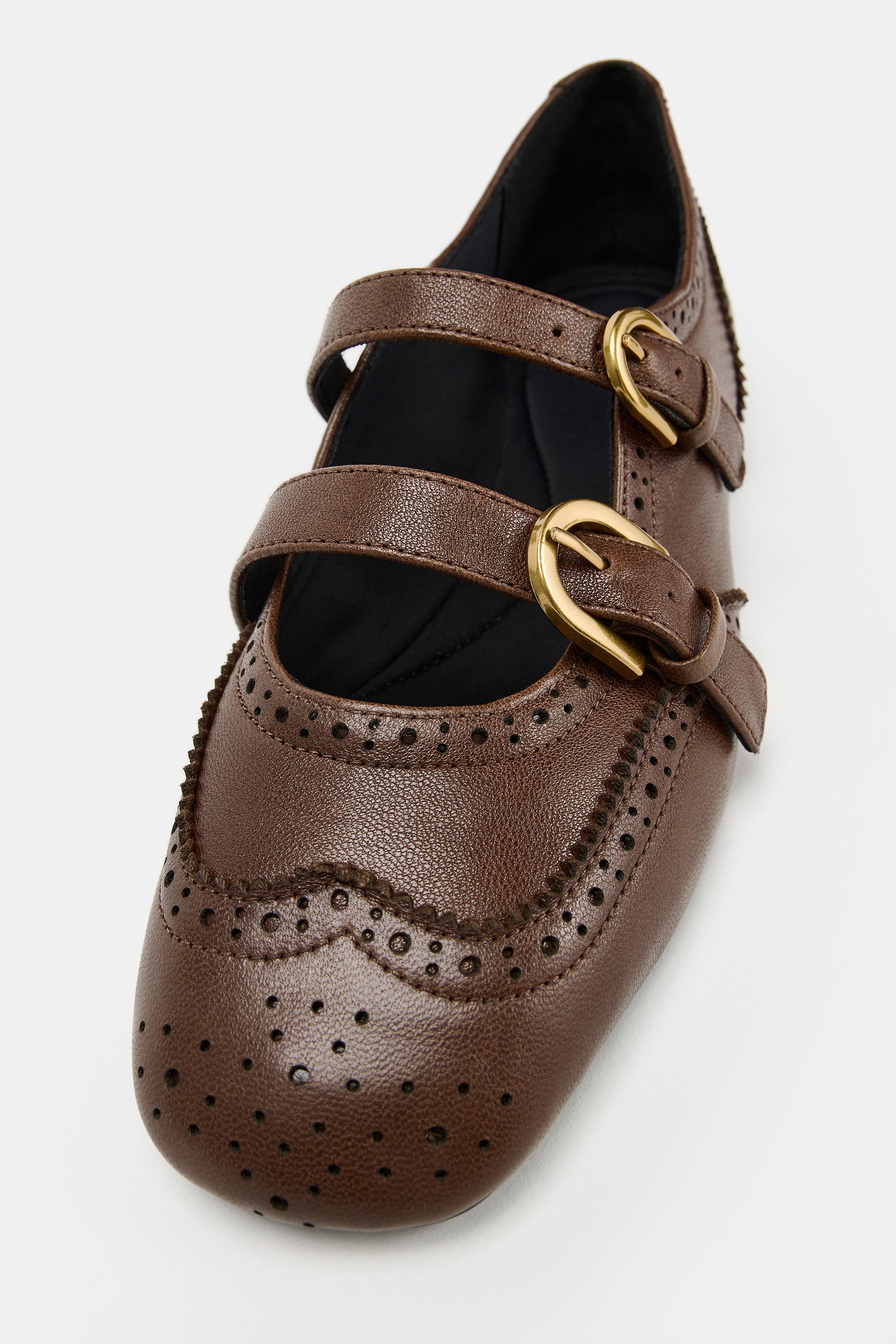 BALLERINES EN CUIR