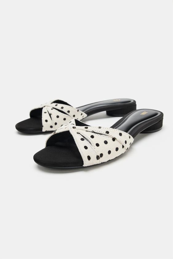 SANDALES PLATES EN CUIR IMPRIMÉ - blanc de Zara - Image 2